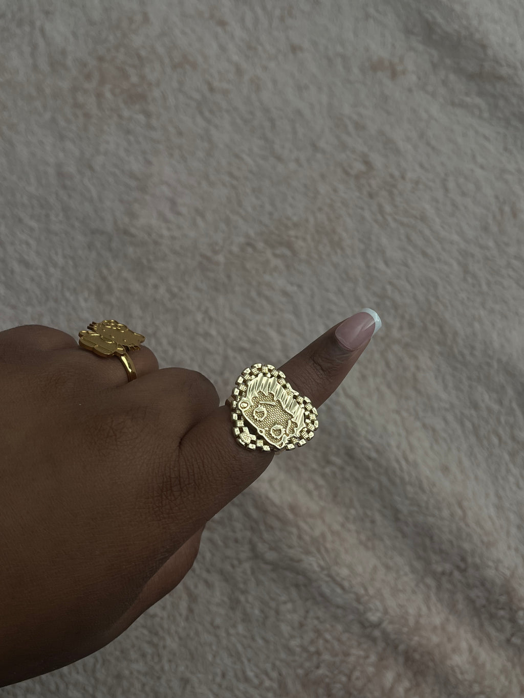 Retro Girl Heart Shaped Ring